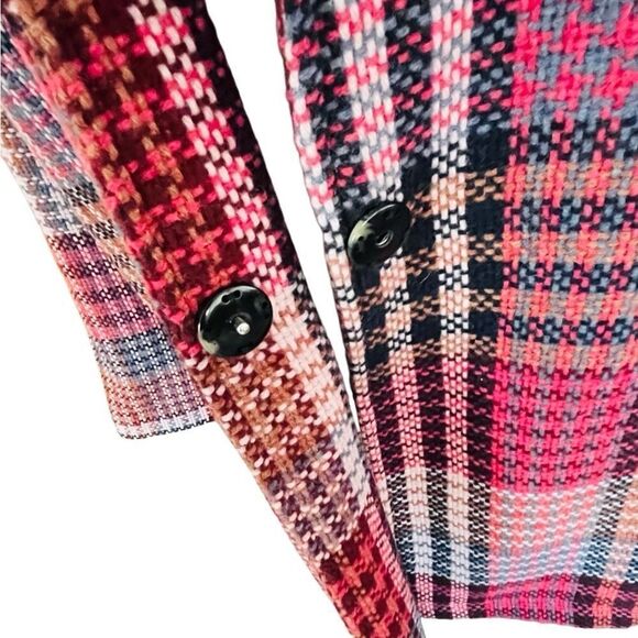 Rachel Zoe pink plaid tweed collarless snap front jacket size L. - Picture 3 of 8